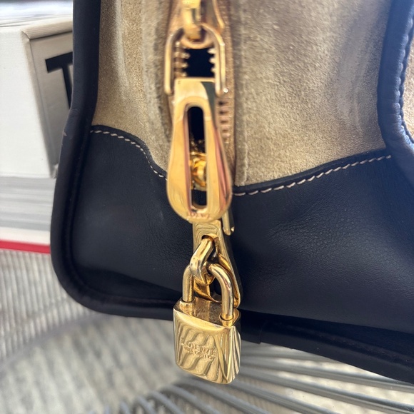 Loewe Amazona bag - Picture 4 of 12